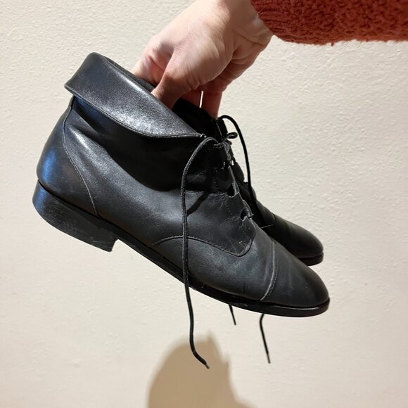 Black Leather Lace-Up Ankle Boots - Women's Size 9 - Picture 5 of 16